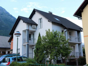 Apartment with balcony Hiša Brdo 48 Bovec
